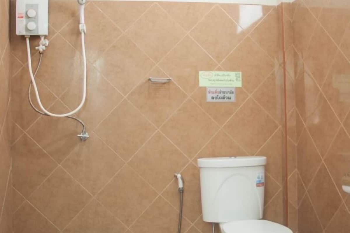 Ducha y cabezal de ducha tipo lluvia