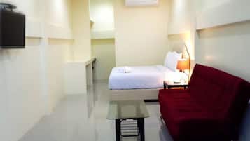 Superior Double Room with Sofa Bed | Desk, rollaway beds, free WiFi, wheelchair access