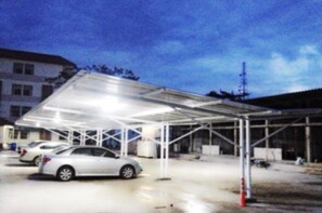 免費自助停車