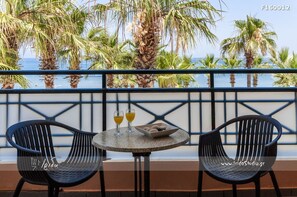 Superior-huone, merinäköala | Näkymä parvekkeelta