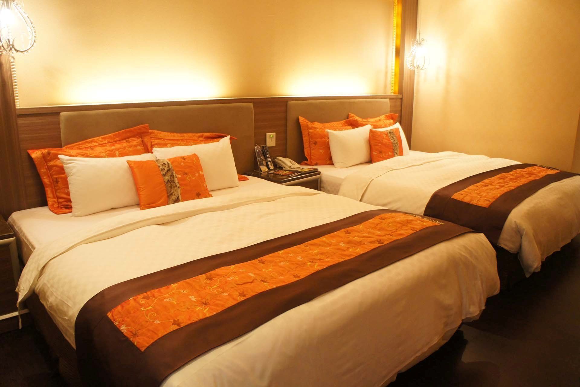 business quadruple room (a) | minibar, desk, soundproofing, free wifi