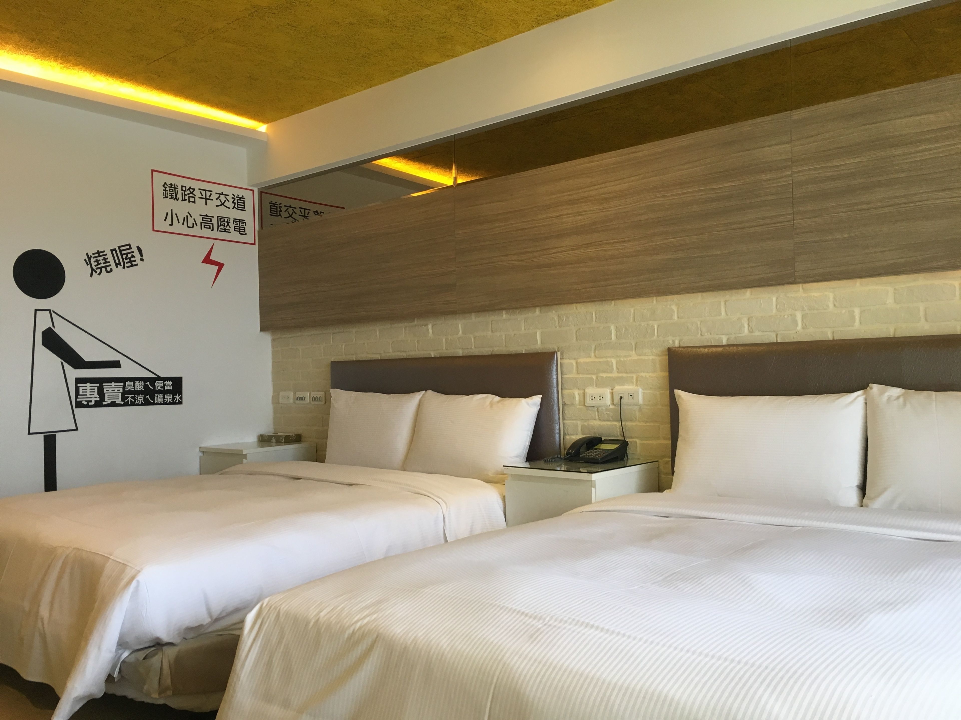 business quadruple room (d) | blackout curtains, free wifi
