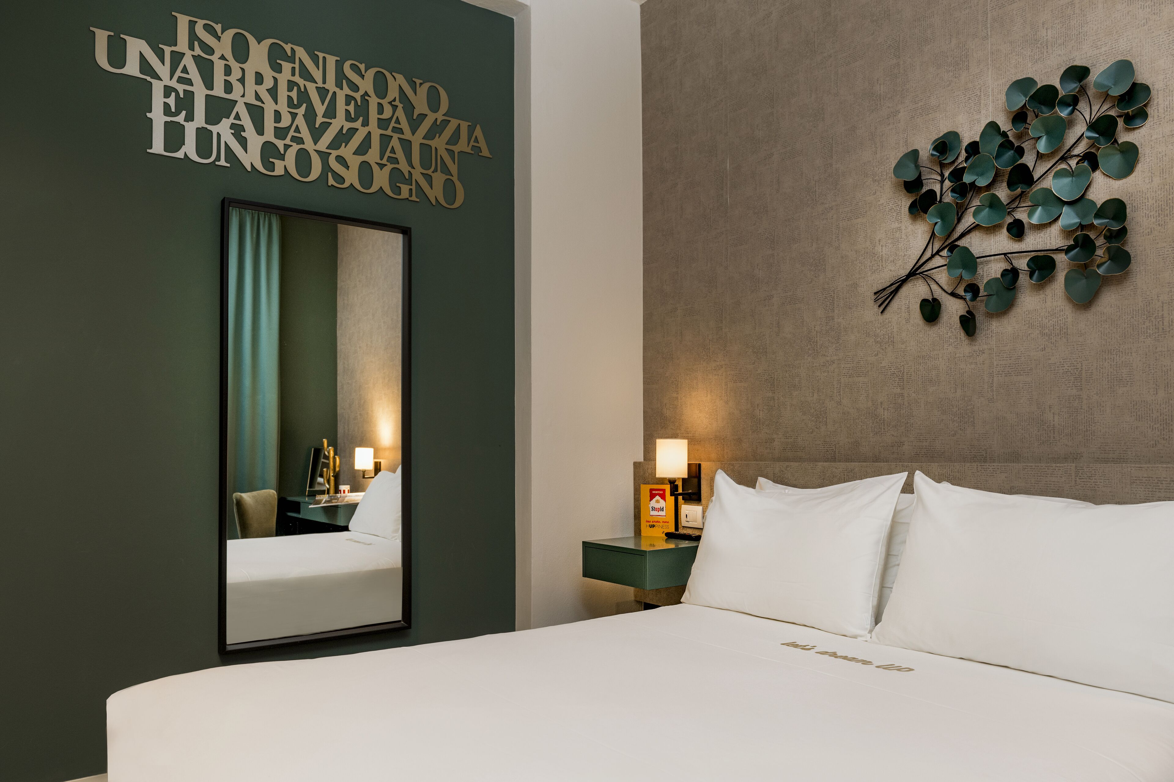 basic room | premium bedding, in-room safe, desk, blackout curtains