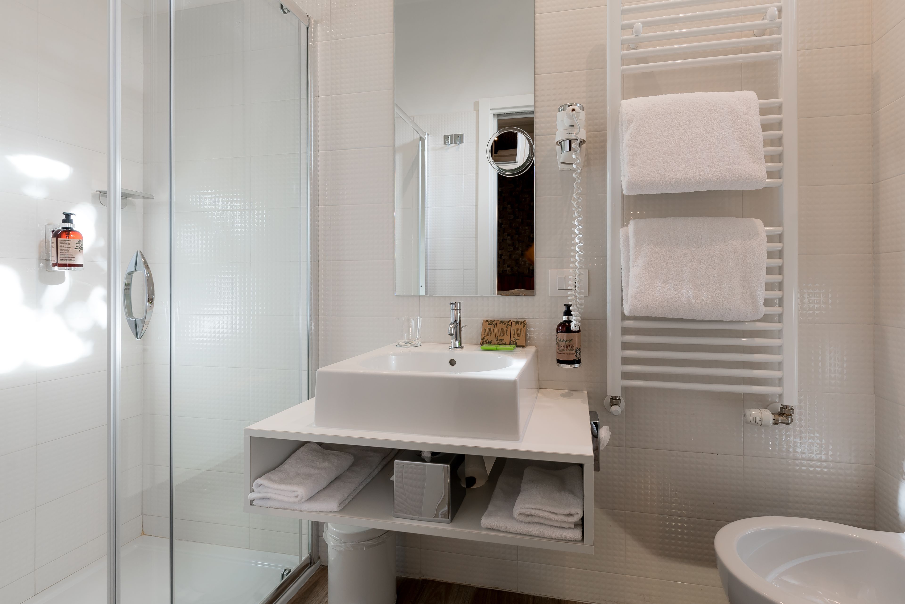 Photo - Up Hotel