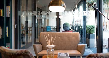 Up Hotel