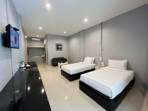 Minibar, blackout curtains, soundproofing, free WiFi - The Room at Maesai (Mae Sai)