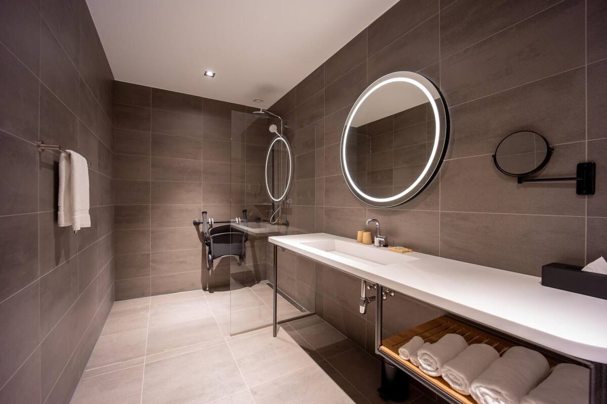 shower, rainfall showerhead, eco-friendly toiletries, hair dryer