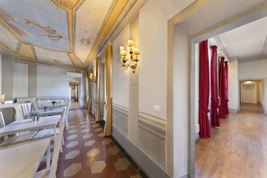 Hallway - I Quattro Poeti (Florence)