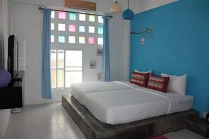 スタンダード ツインルーム | デスク、WiFi (無料)、ベッドシーツ