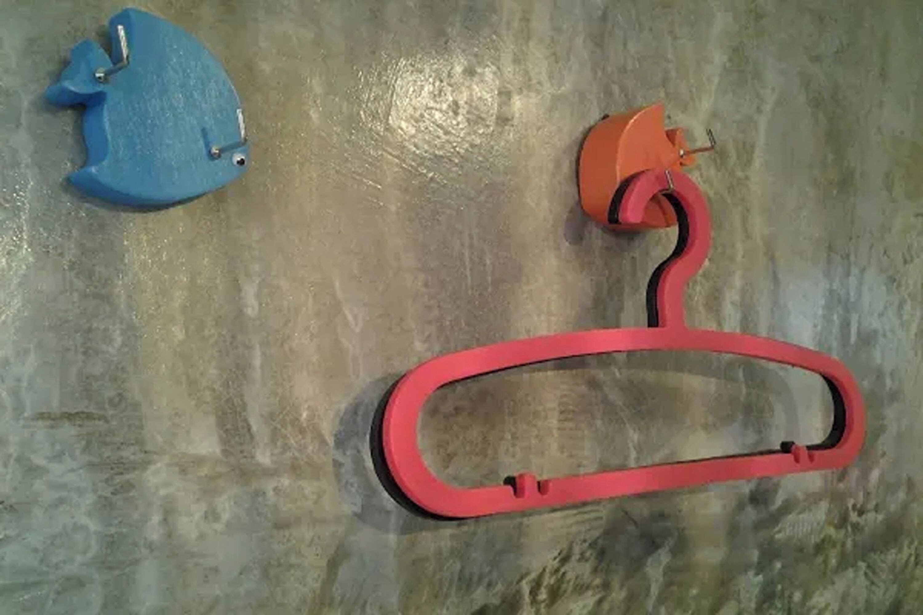 shower, free toiletries, hair dryer, slippers