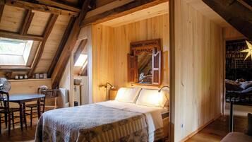 Kamar Comfort | 1 kamar tidur, seprai premium, dan selimut bulu angsa