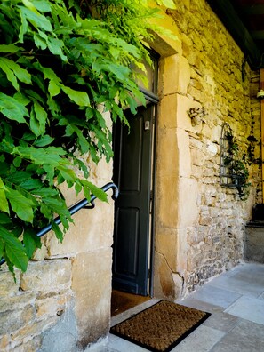 Property entrance - Les jardins de la Contie (Lunan)