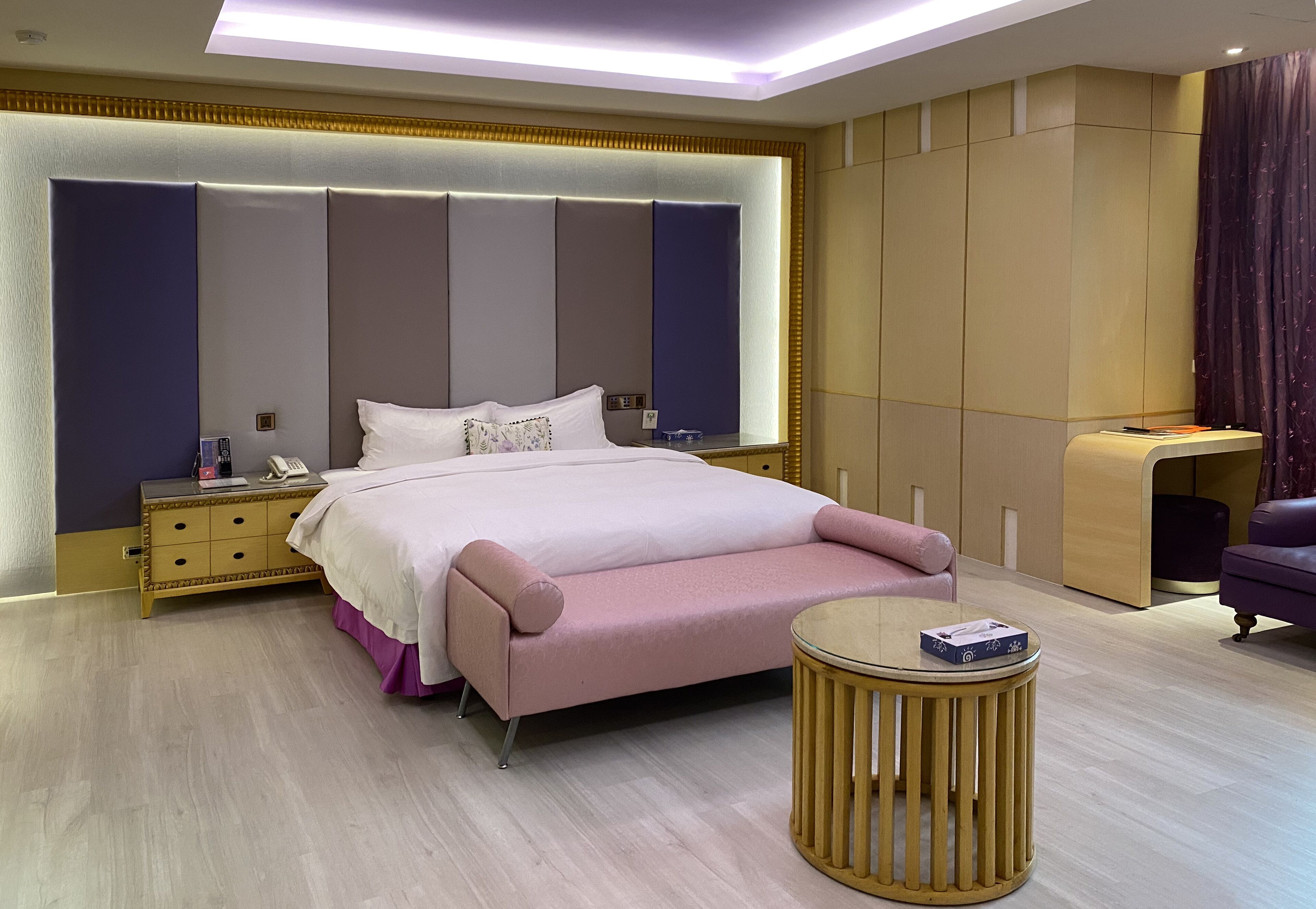 classic double room | free minibar items, desk, free wifi, bed sheets