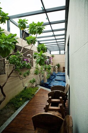 Balcony - Merry Season Motel (Kaohsiung)