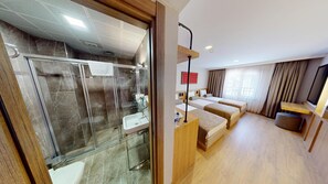 Standard Triple Room | Minibar, in-room safe, desk, soundproofing - River Hotel (Istanbul)