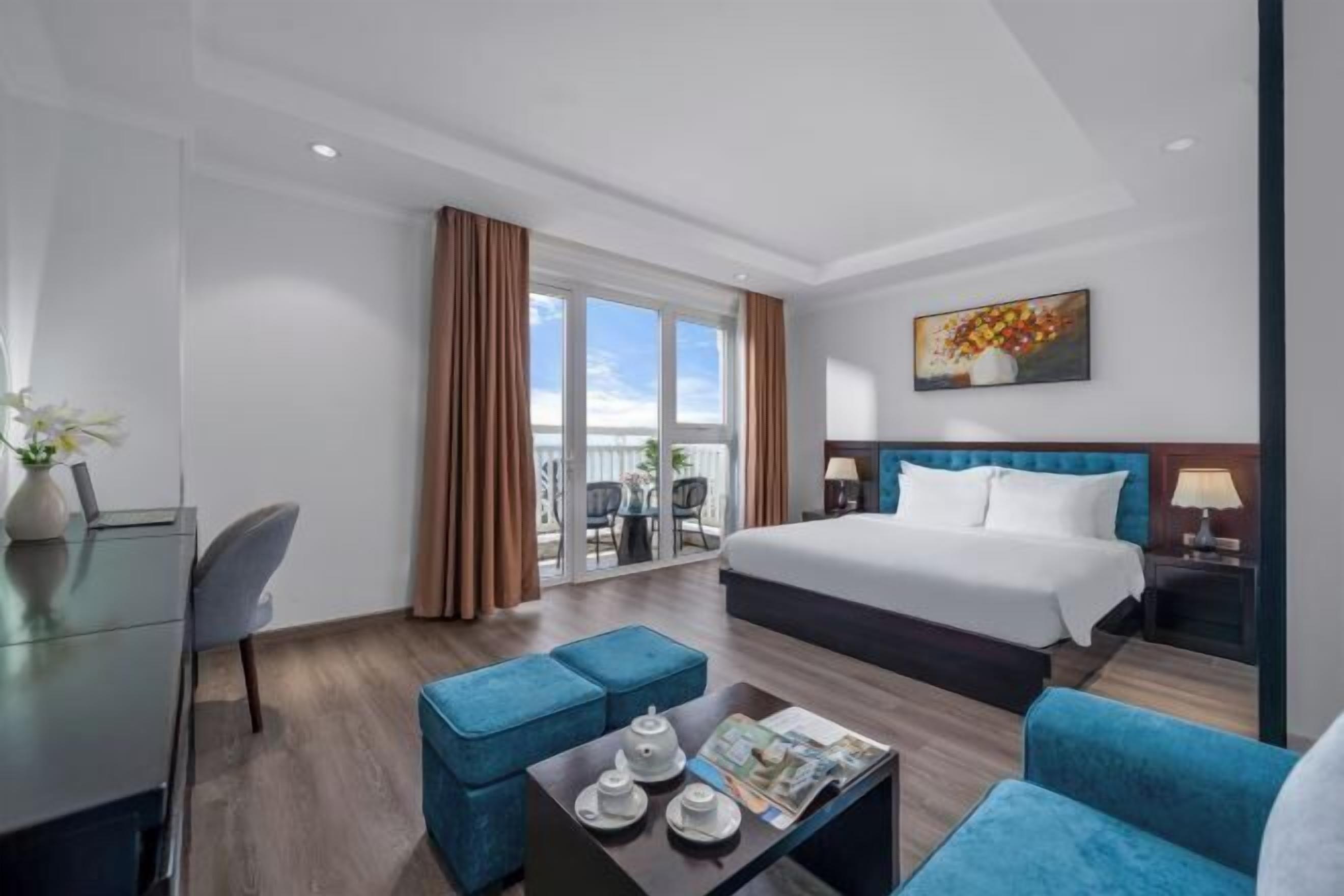 Minibar, in-room safe, desk, blackout drapes