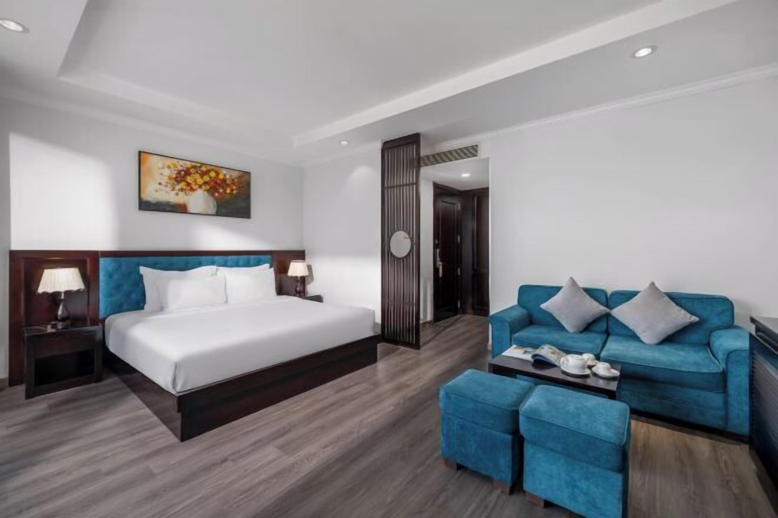 Minibar, in-room safe, desk, blackout drapes