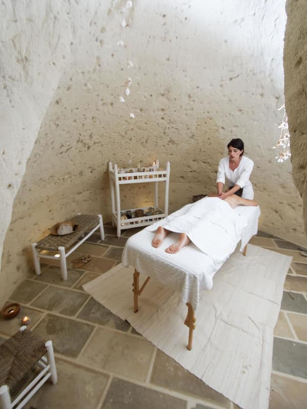 Couples treatment room(s), sauna, hot tub, steam room