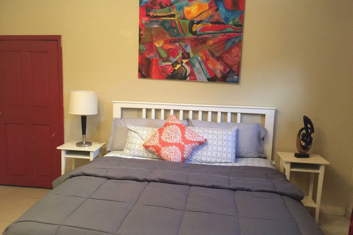 premium double room | 1 bedroom, minibar, in-room safe, desk