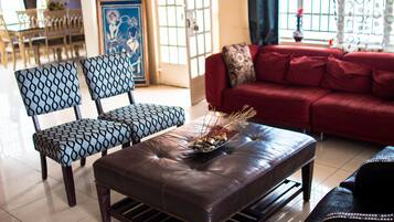 Lobby-Lounge