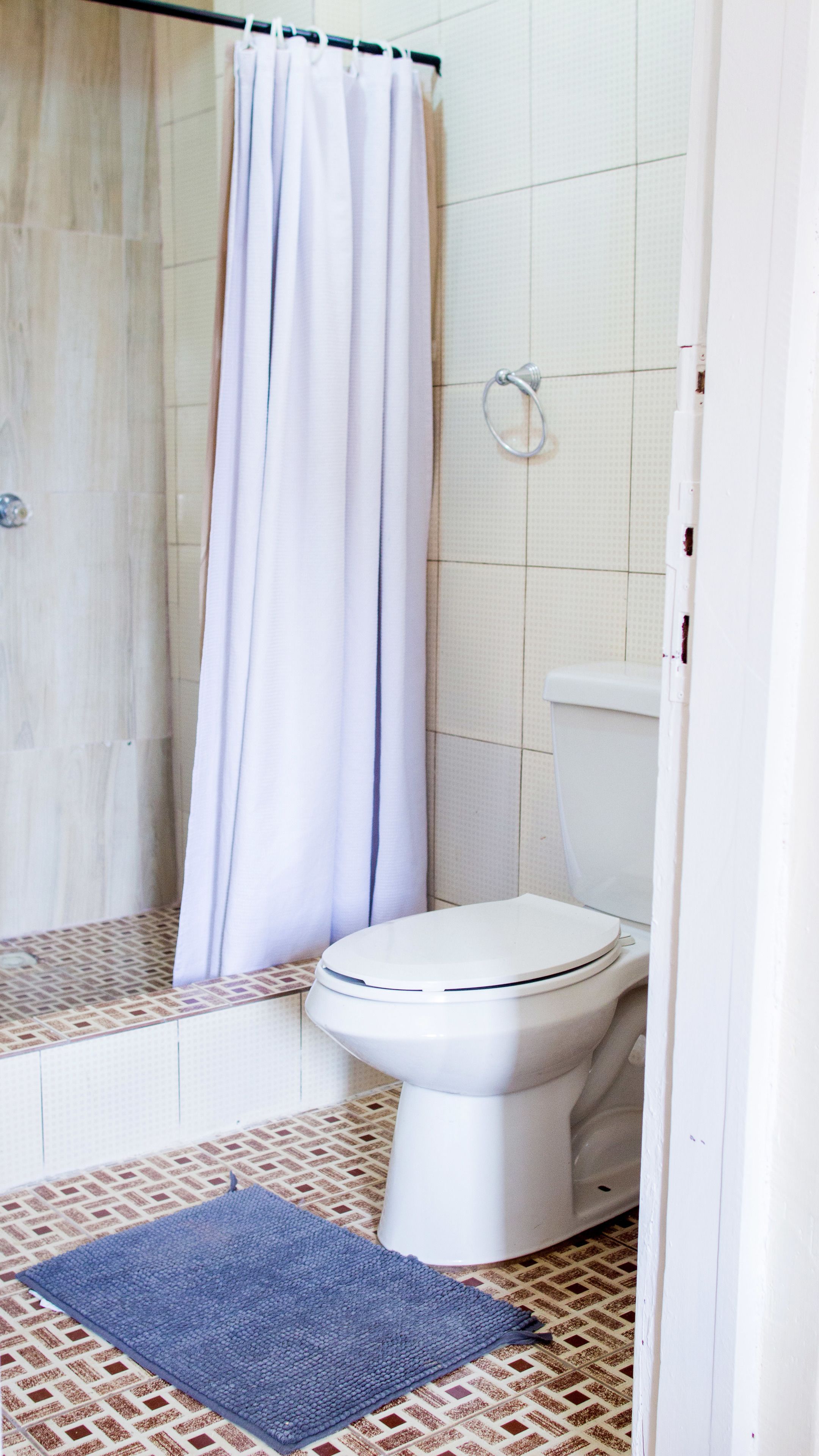 premier room, 1 queen bed | bathroom | shower, free toiletries, towels