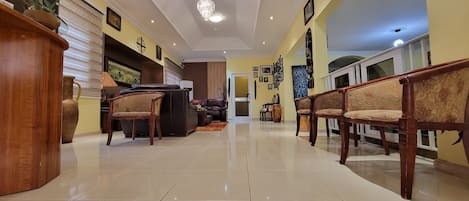 Sala de estar en el lobby