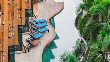 Outdoor pool, sun loungers