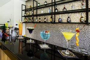 Bar (on property) - The Lunar Patong (Patong)