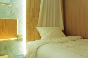 In-room safe, desk, soundproofing, free WiFi