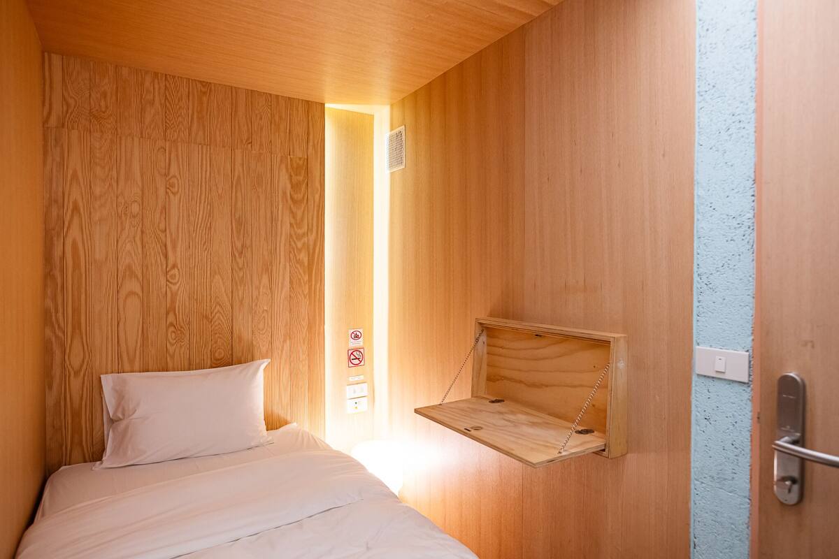 1 bedroom, in-room safe, desk, soundproofing