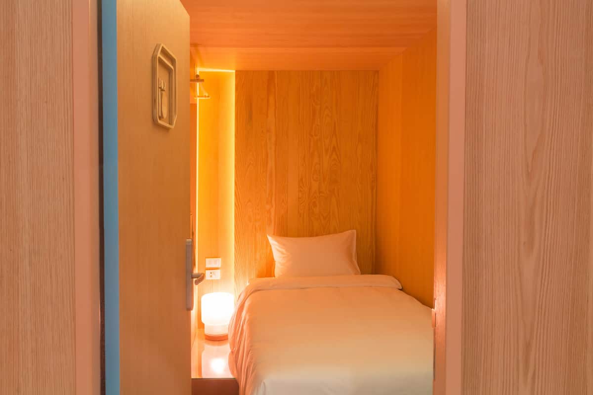 1 bedroom, in-room safe, desk, soundproofing