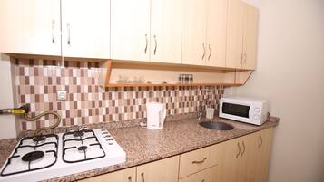 Appartement Familial | Literie de qualité supérieure, bureau, fer et planche à repasser