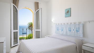 Chambre Confort Double ou avec lits jumeaux, vue mer