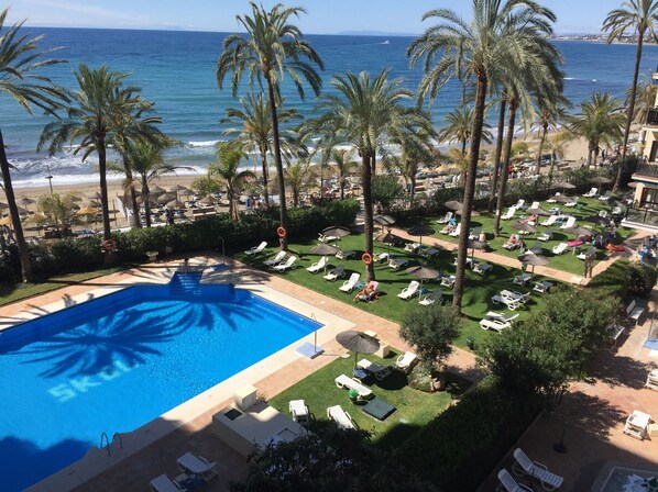 2 outdoor pools, pool loungers - Skol Apartments Marbella (Marbella)