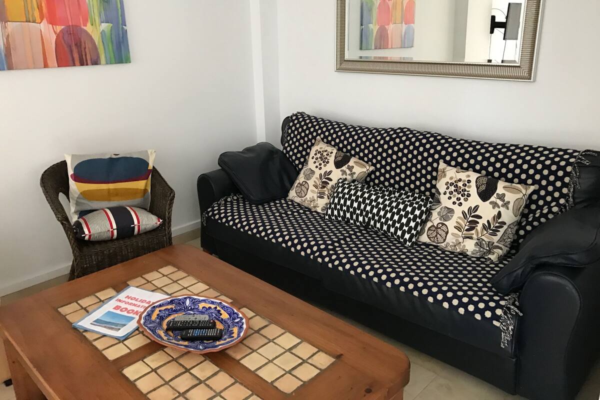 Apartment, 3 Bedrooms | In-room safe, desk, laptop workspace, blackout drapes