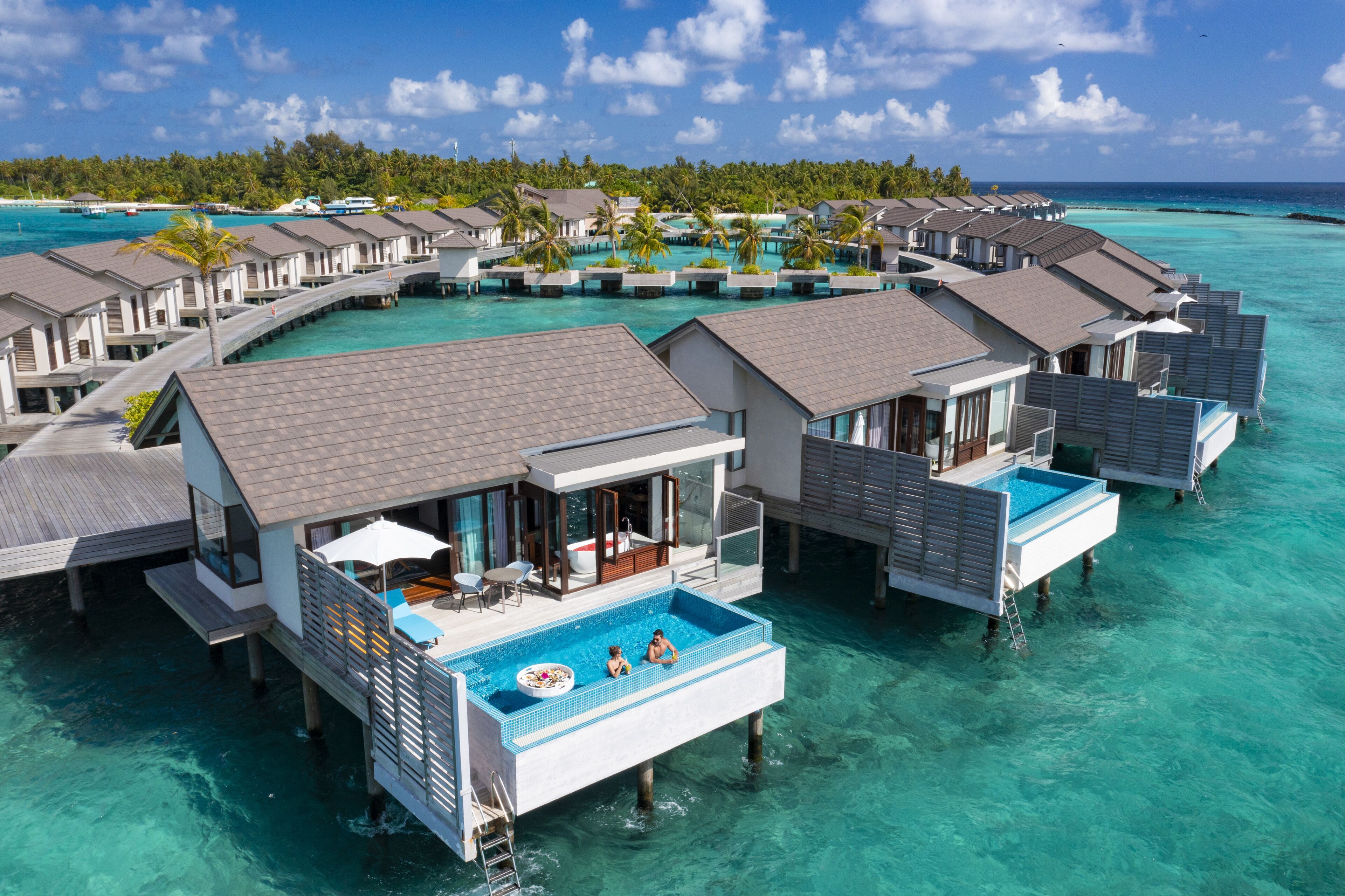 Sunset Water Villa with Pool | Roupas de cama premium