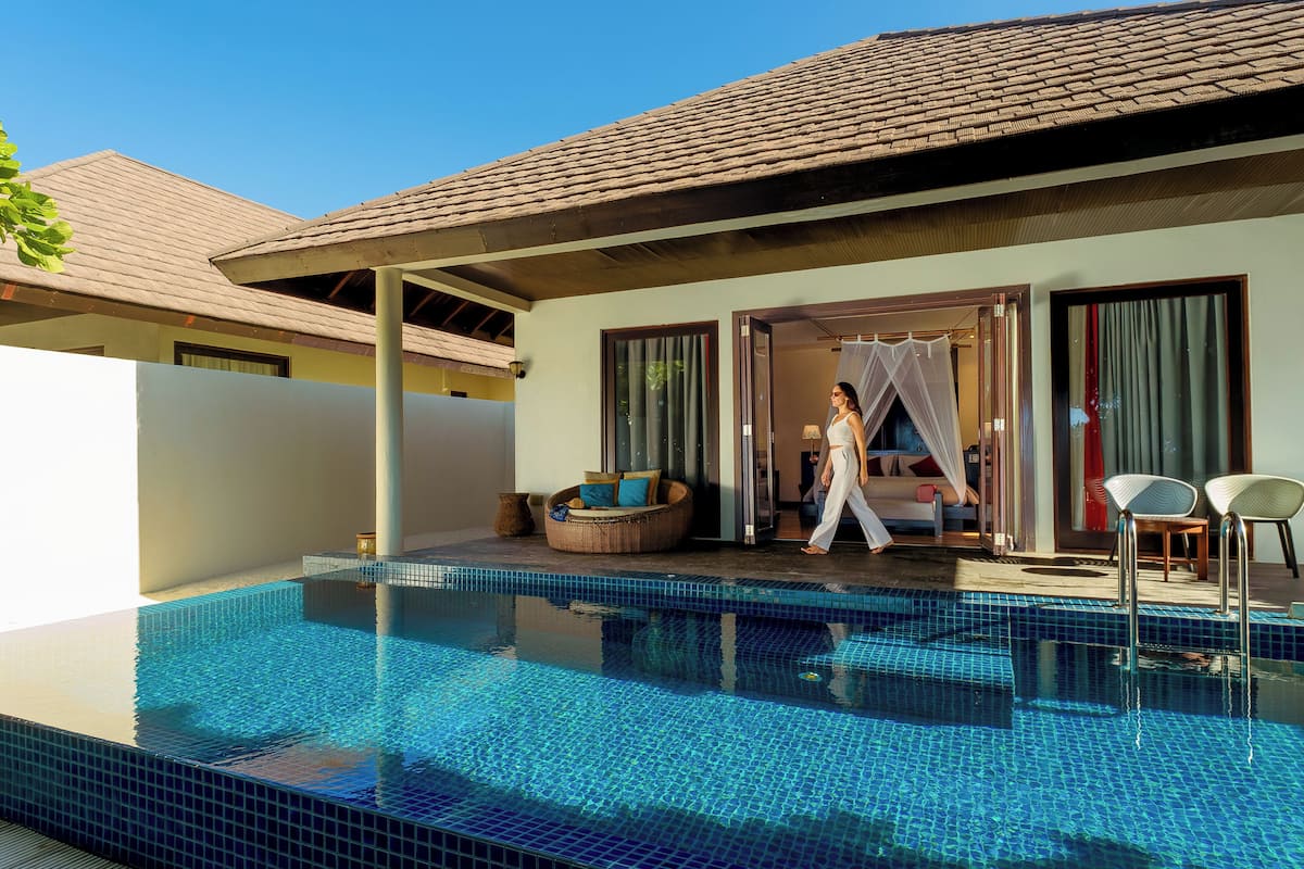 Sunset Beach Villa with Pool | 1 chambre, literie de qualité supérieure, matelas mémoire de forme