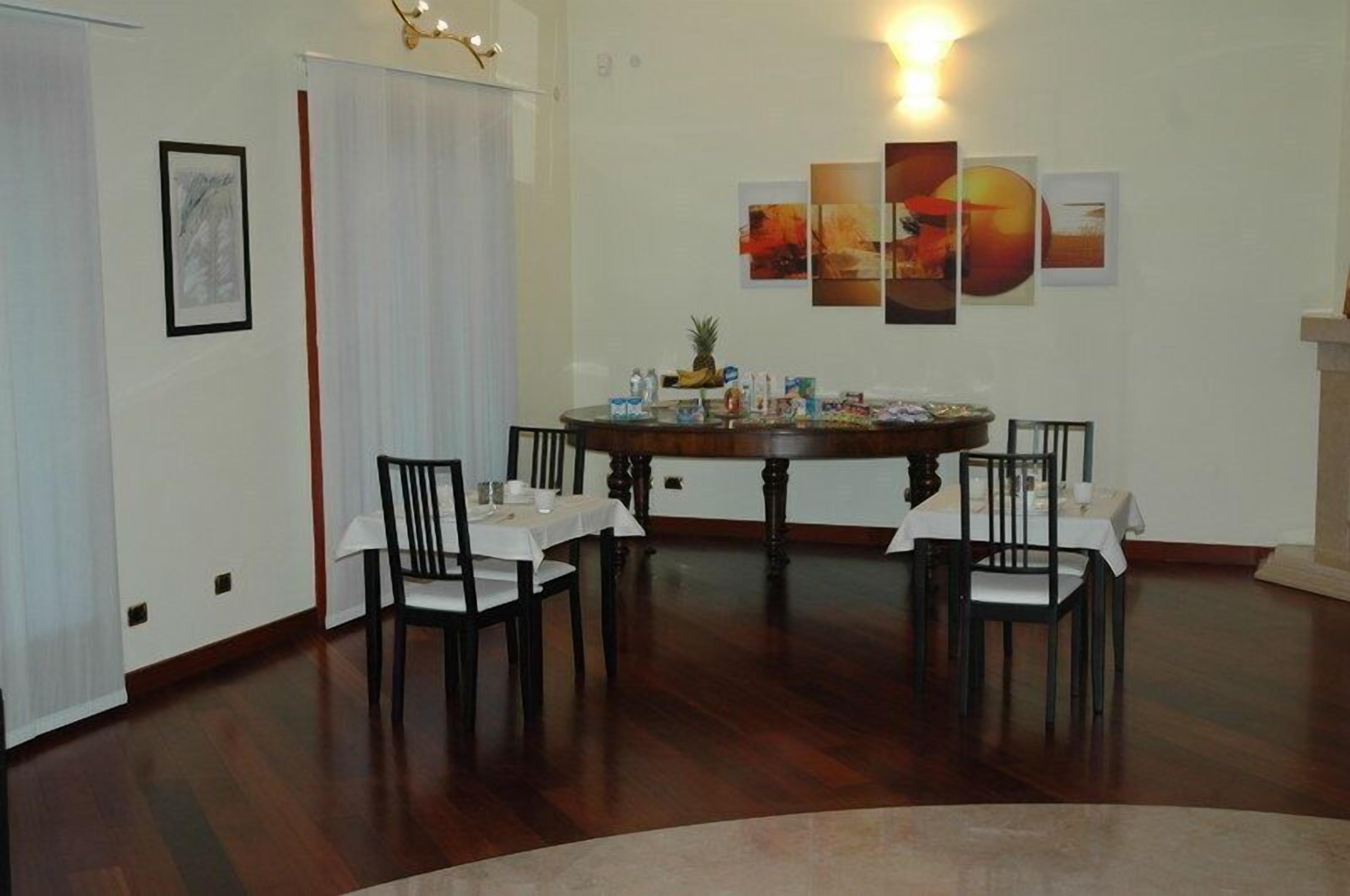 Essbereich im Zimmer