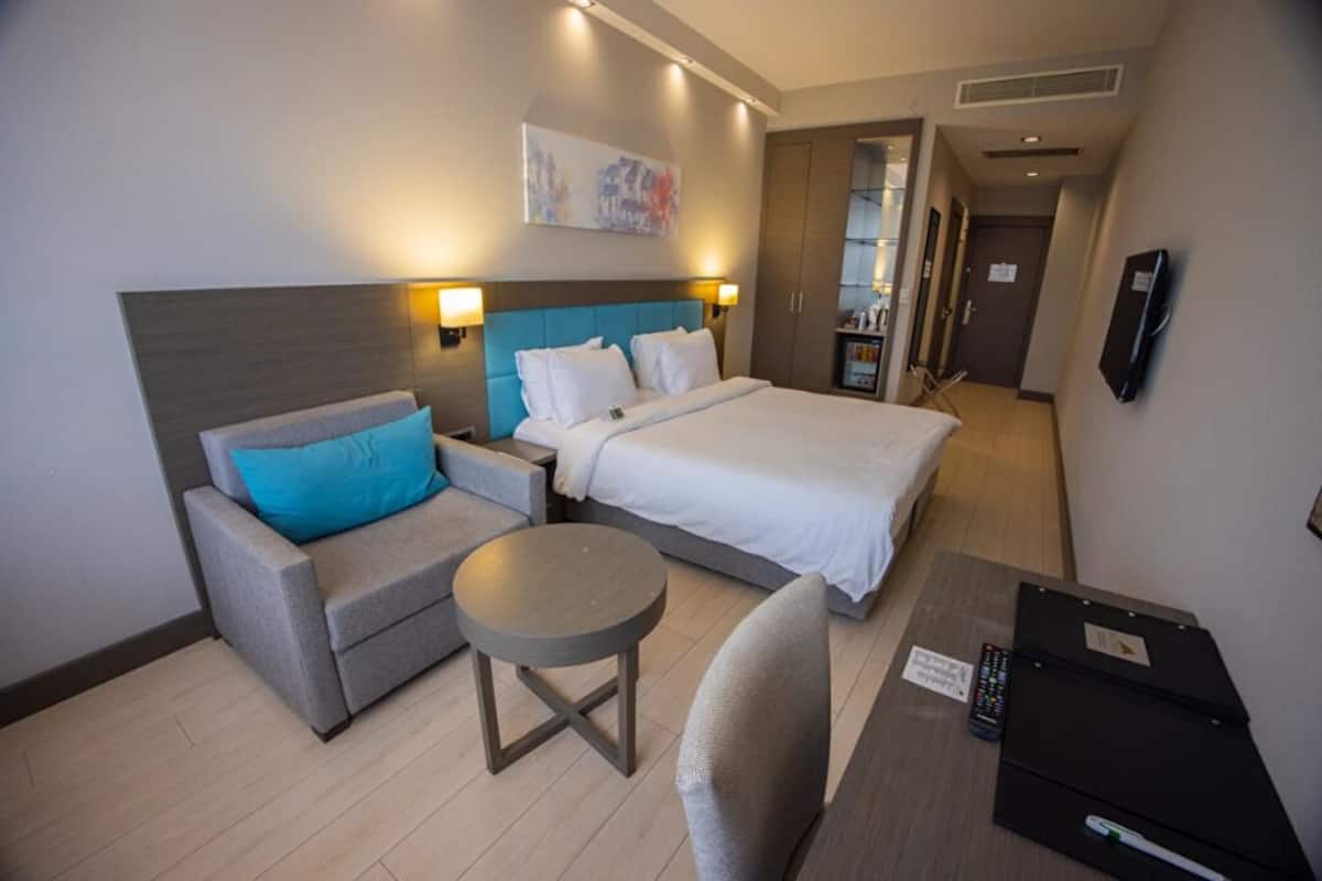 Camera Standard | Biancheria da letto di alta qualità, minibar, cassaforte in camera