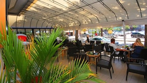 Bar (on property) - Hotel President  (Jesolo)