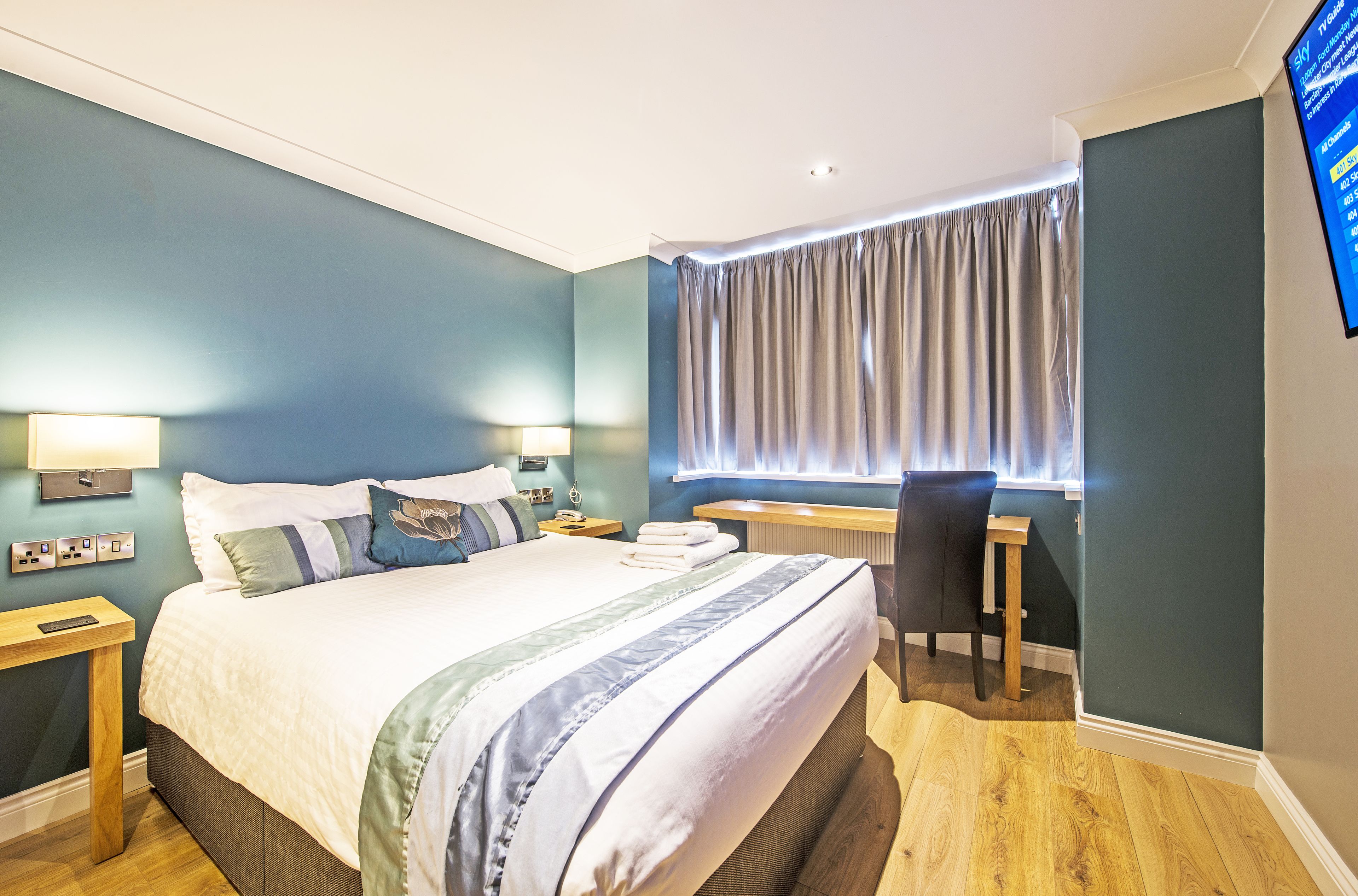 double room | in-room safe, desk, soundproofing, iron/ironing board