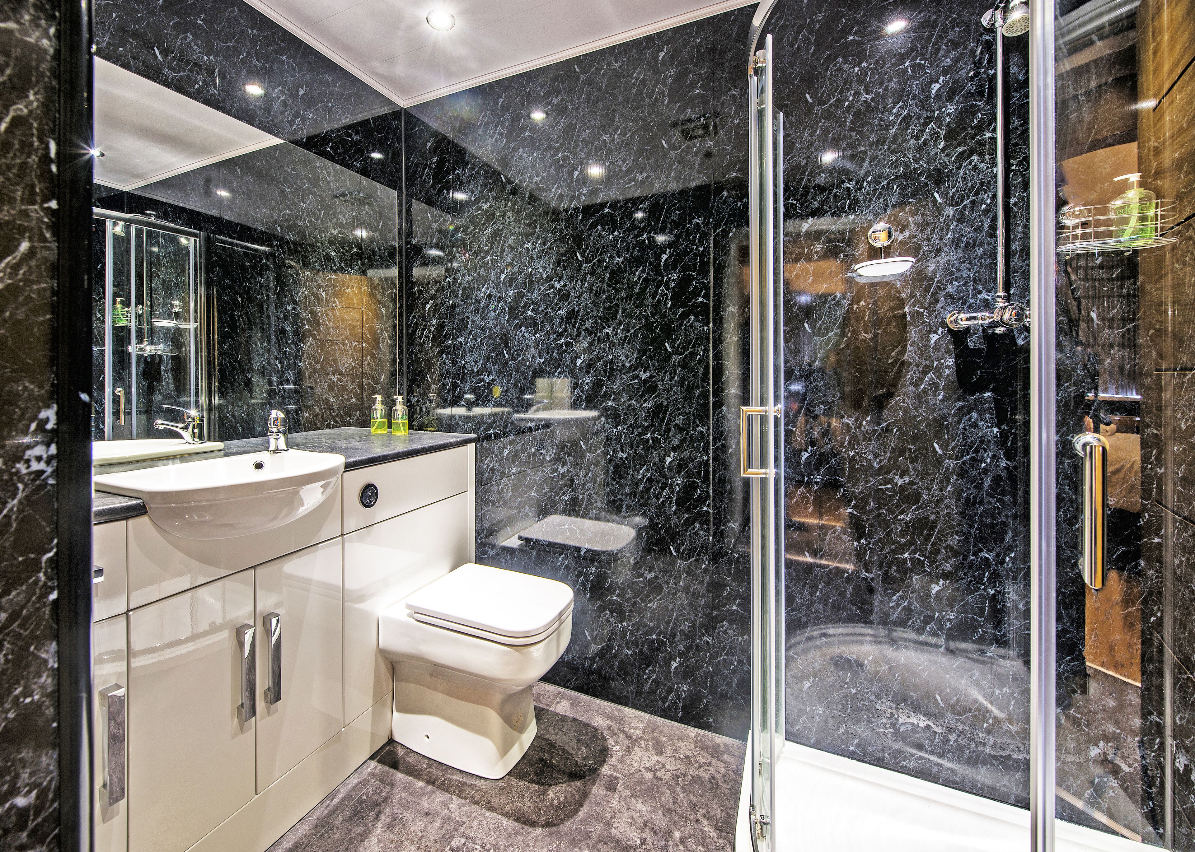 shower, free toiletries, towels