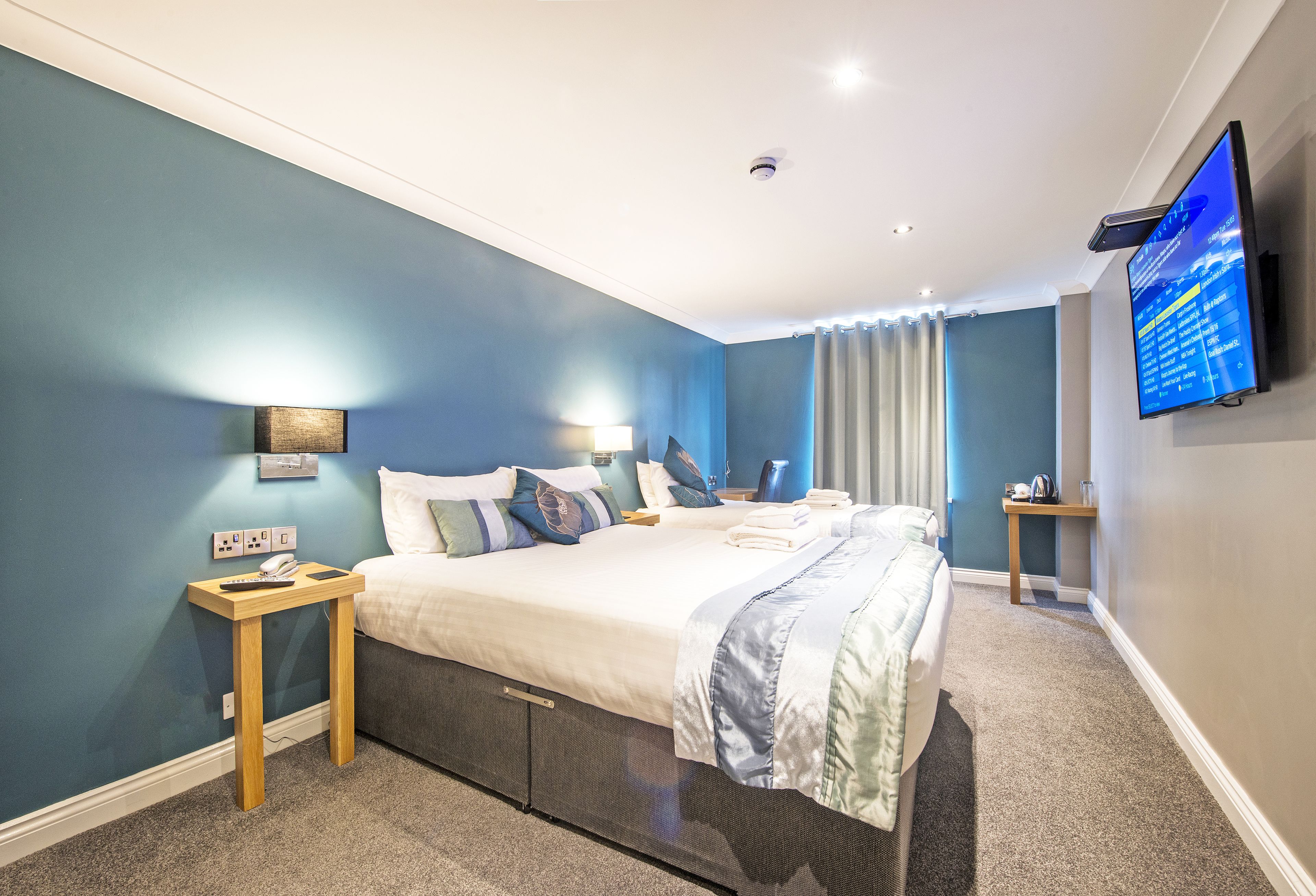 in-room safe, desk, soundproofing, iron/ironing board