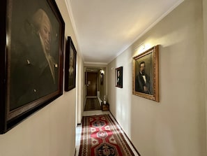 Nội thất lối vào