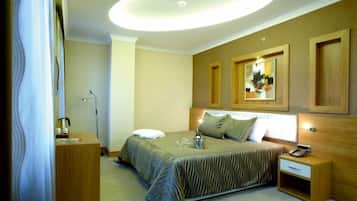Minibar, in-room safe, individually decorated, desk