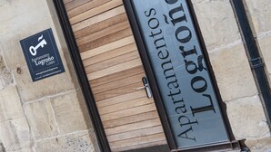 Front of property - Apartamentos Logroño (Logroño)