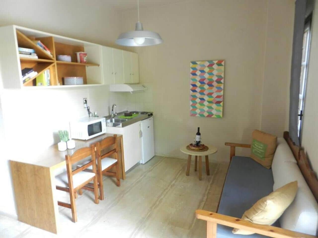 flat-screen tv, toys