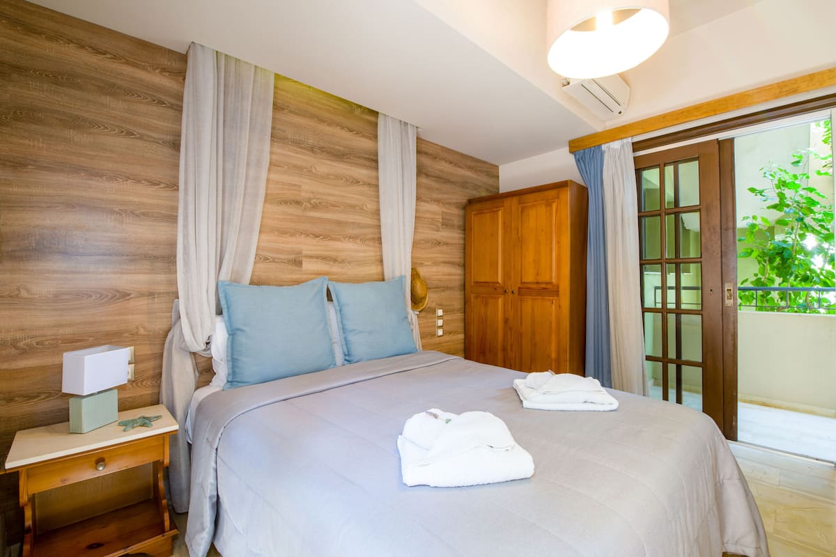 Familie appartement, 1 slaapkamer, balkon | Kameruitzicht