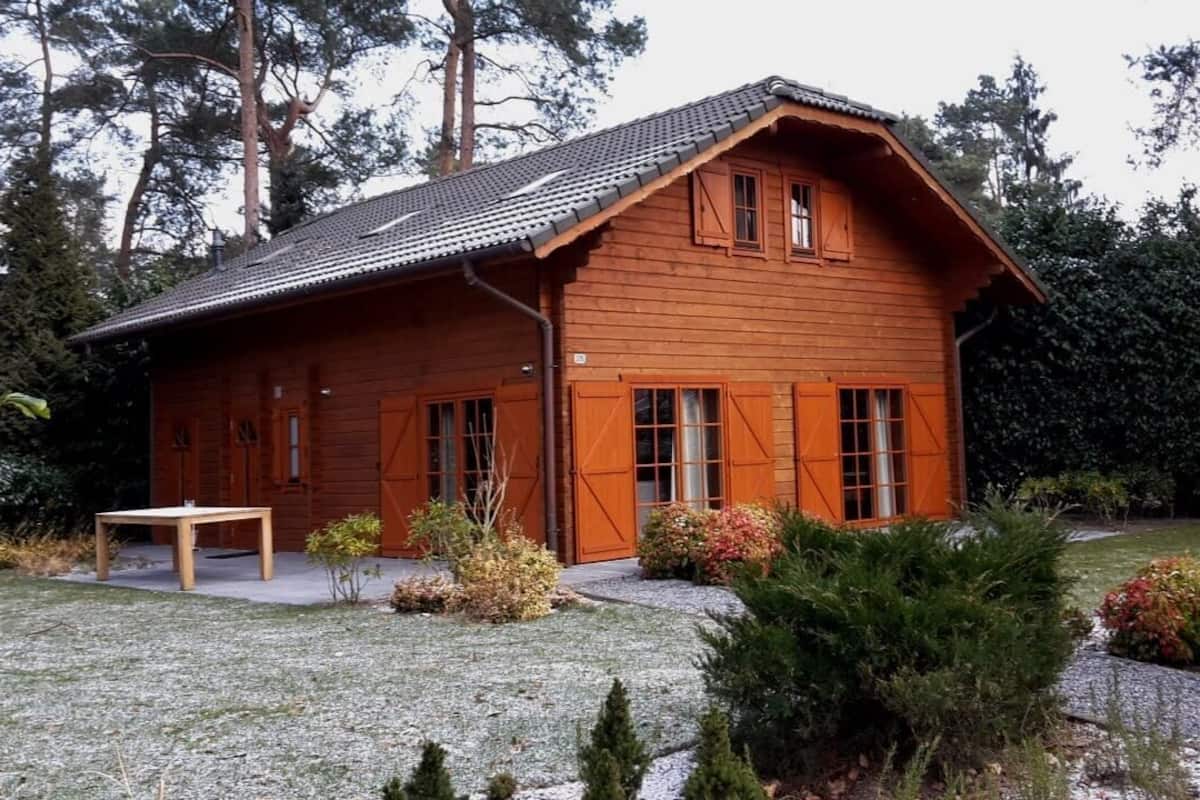 Boekhorst l'etage 12 | 4 bedrooms, individually decorated, individually furnished, free WiFi