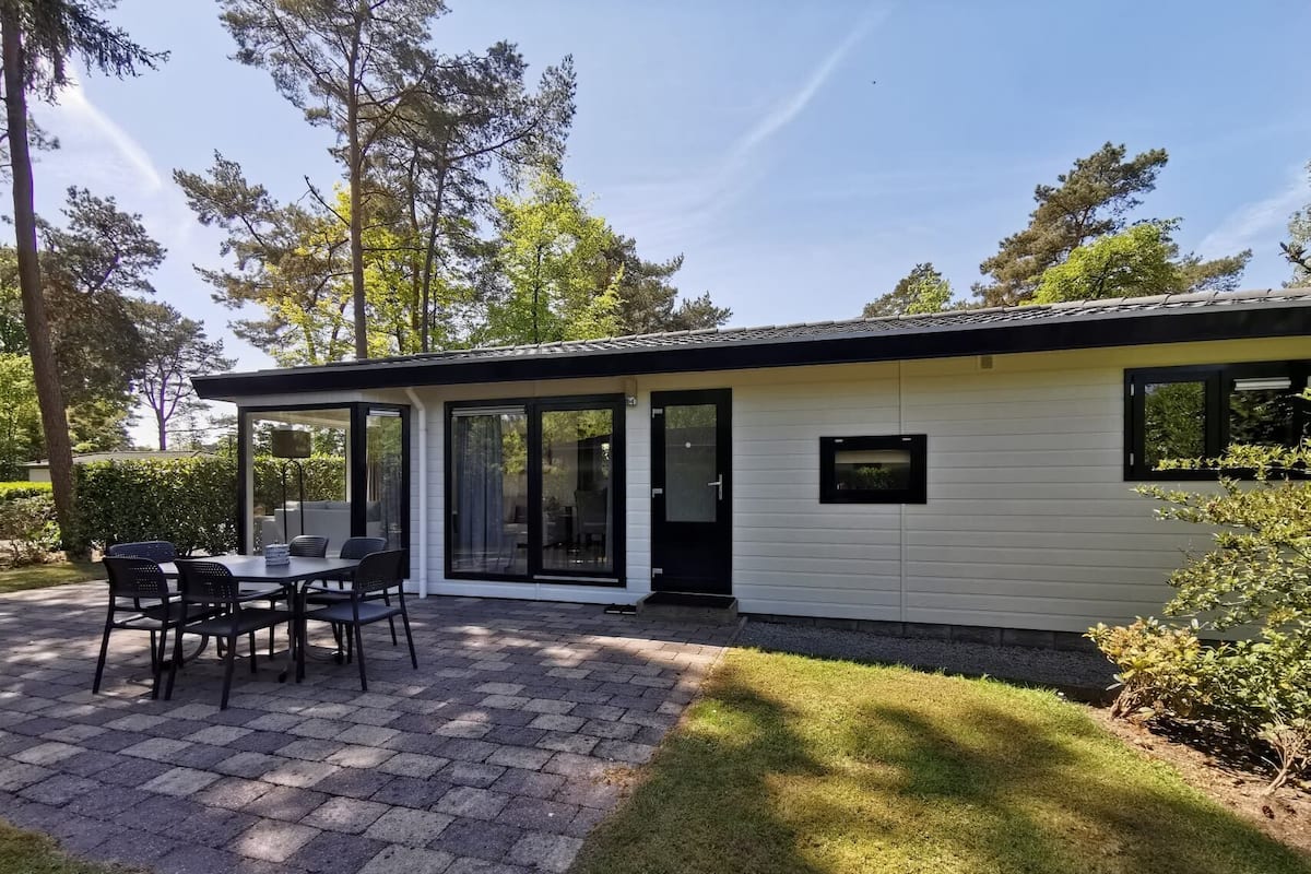 Velthorst 4 | 4 bedrooms, individually decorated, individually furnished, free WiFi